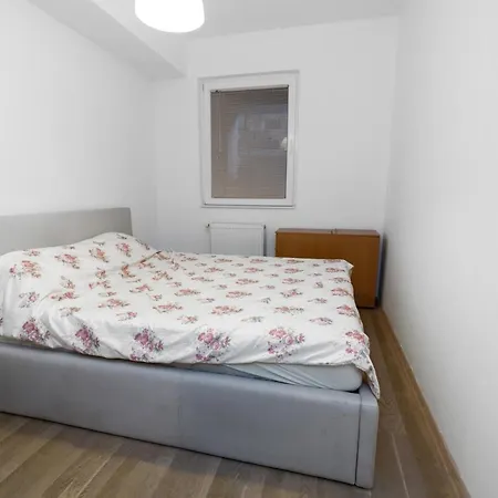 One Bedroom With Private Parking Апартаменти *